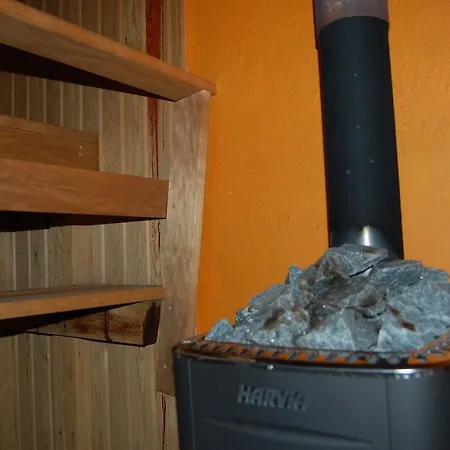 Lomasaaret Huvilat Villala