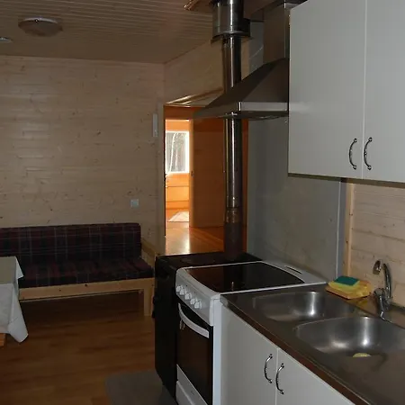 Lomasaaret * Villala